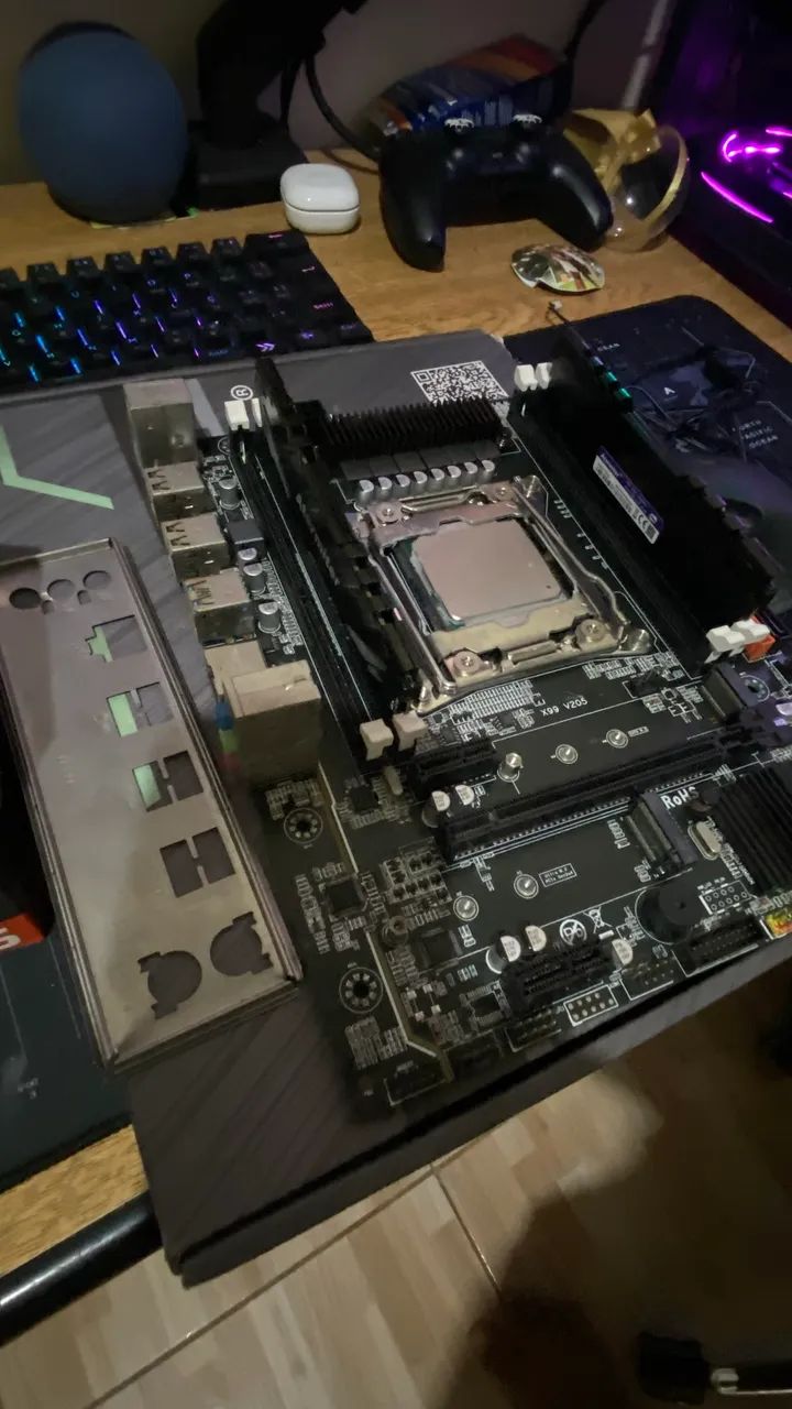 Kit Xeon processador E5- 2670 V3 + 16GB memória ram - Peças de