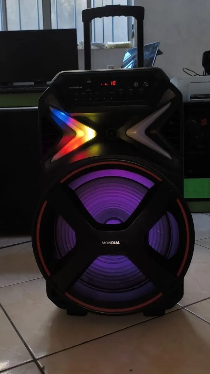 Caixa de Som Amplificada Mondial CM 700 (15 Polegadas) - Foto 2