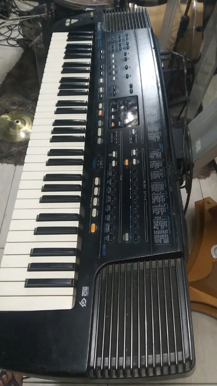 Teclado roland E-66  - Foto 3