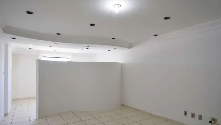 Sala comercial Royal Trade Center, C/32,40m² 02 Ambientes - Foto 2