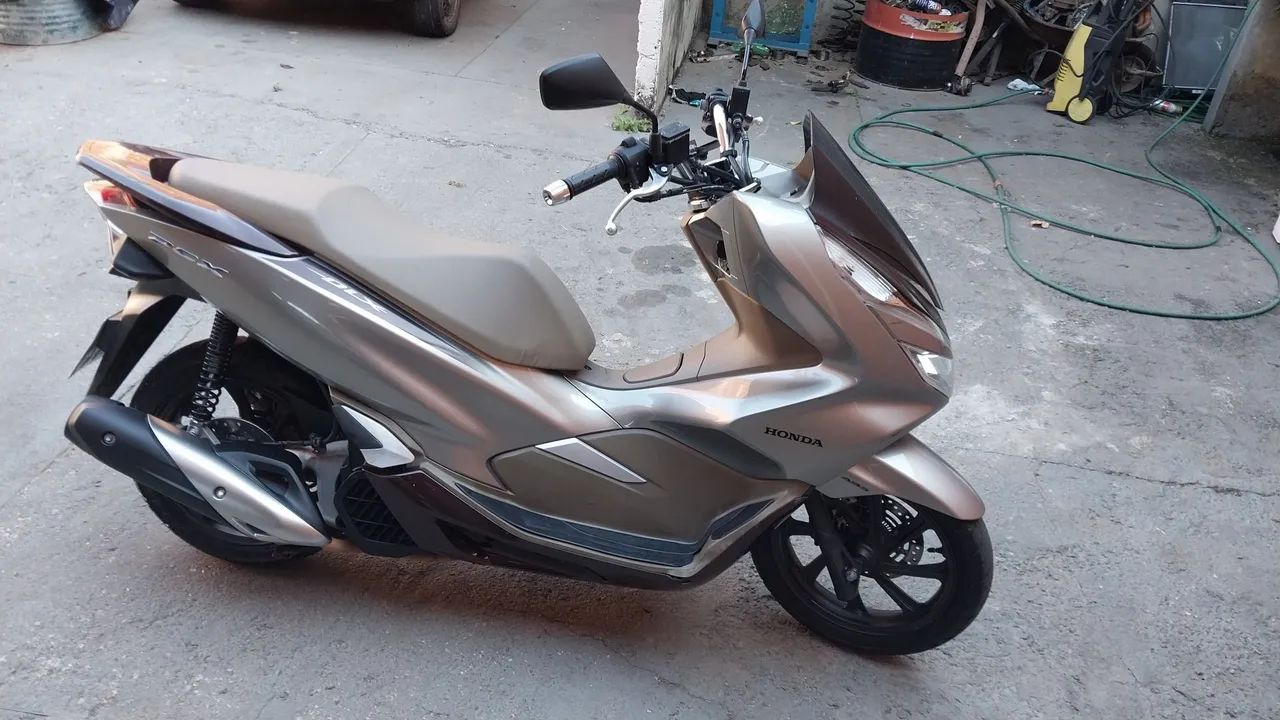 Honda PCX 150 DLX ABS - Foto 4