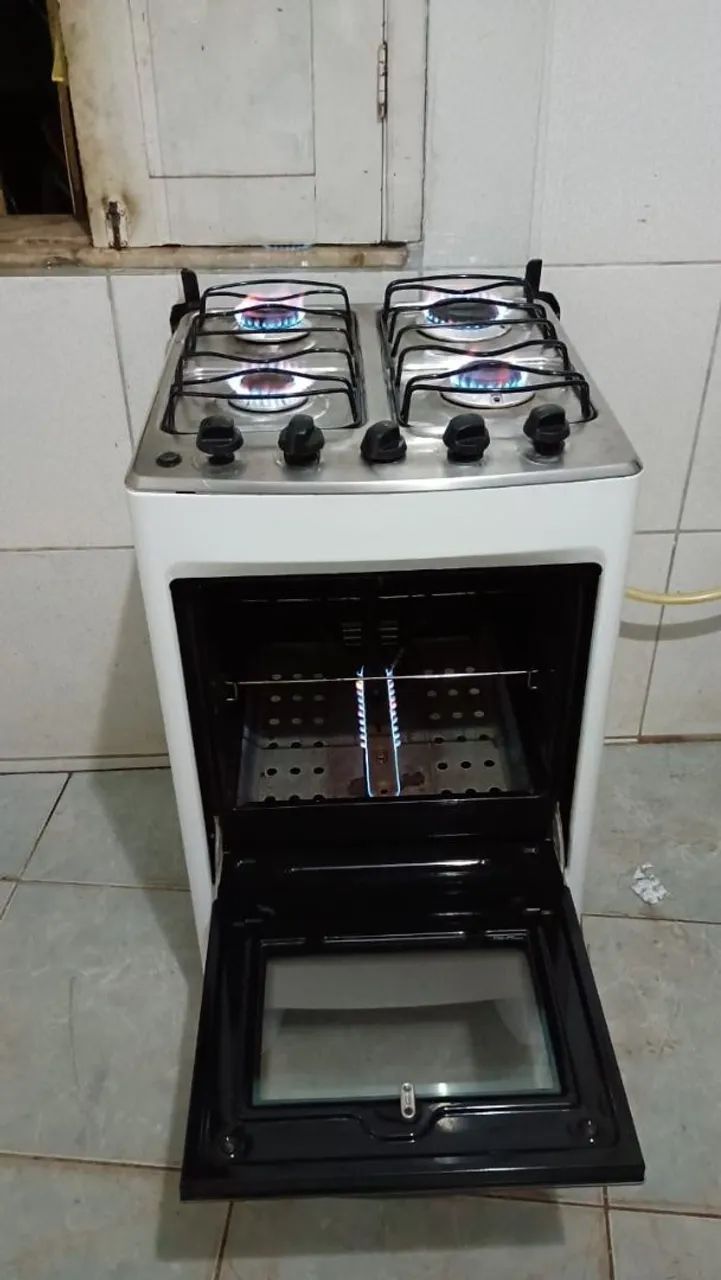 Fogão 4 bocas 