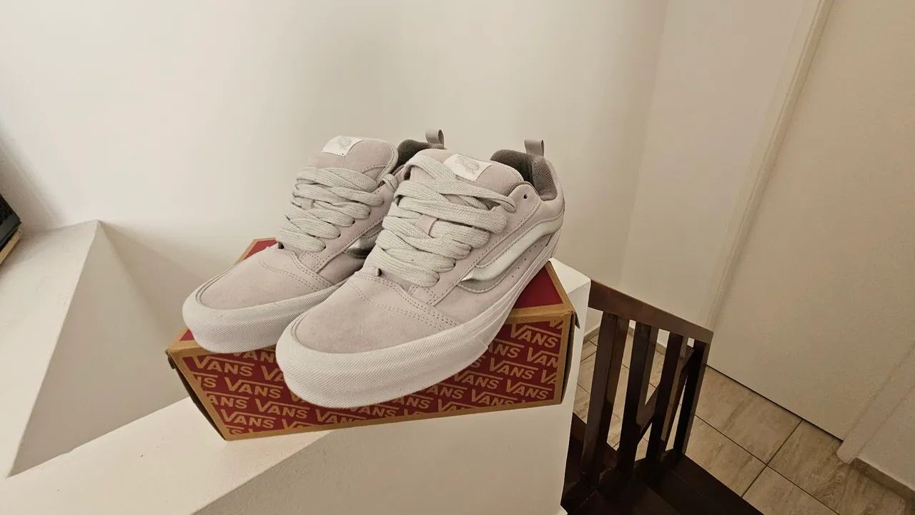 Vans Knu Skool Silver - Tam 42 - Foto 3