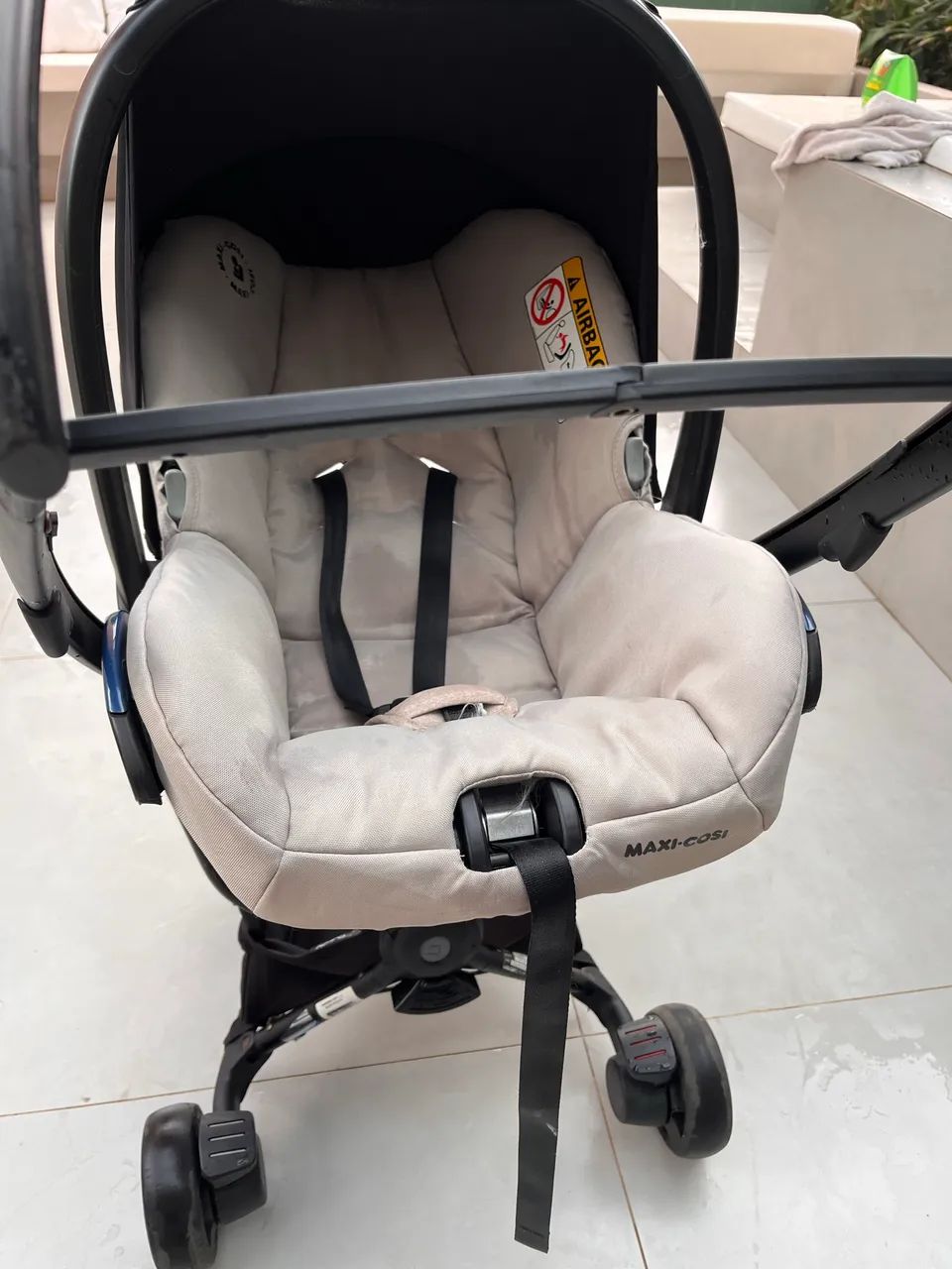 Carrinho e bebê conforto - Foto 2