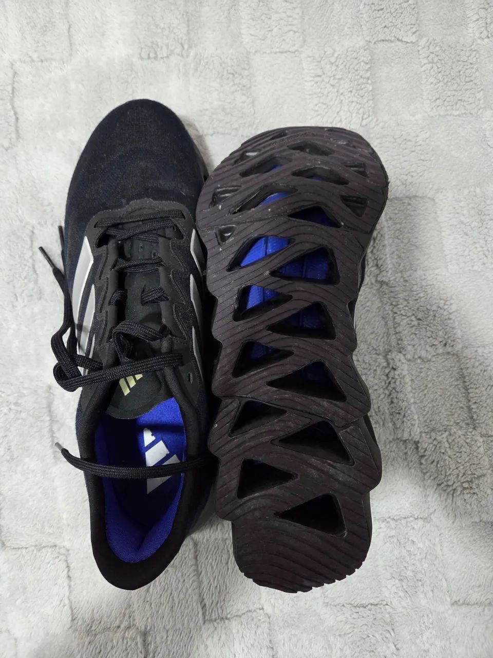 Tenis adidas 43 - Foto 3