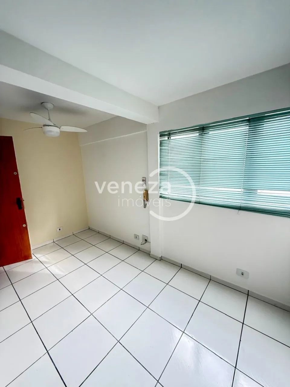 Sala para alugar no Ed. Empresarial Center, Centro de Londrina Pr - Foto 4