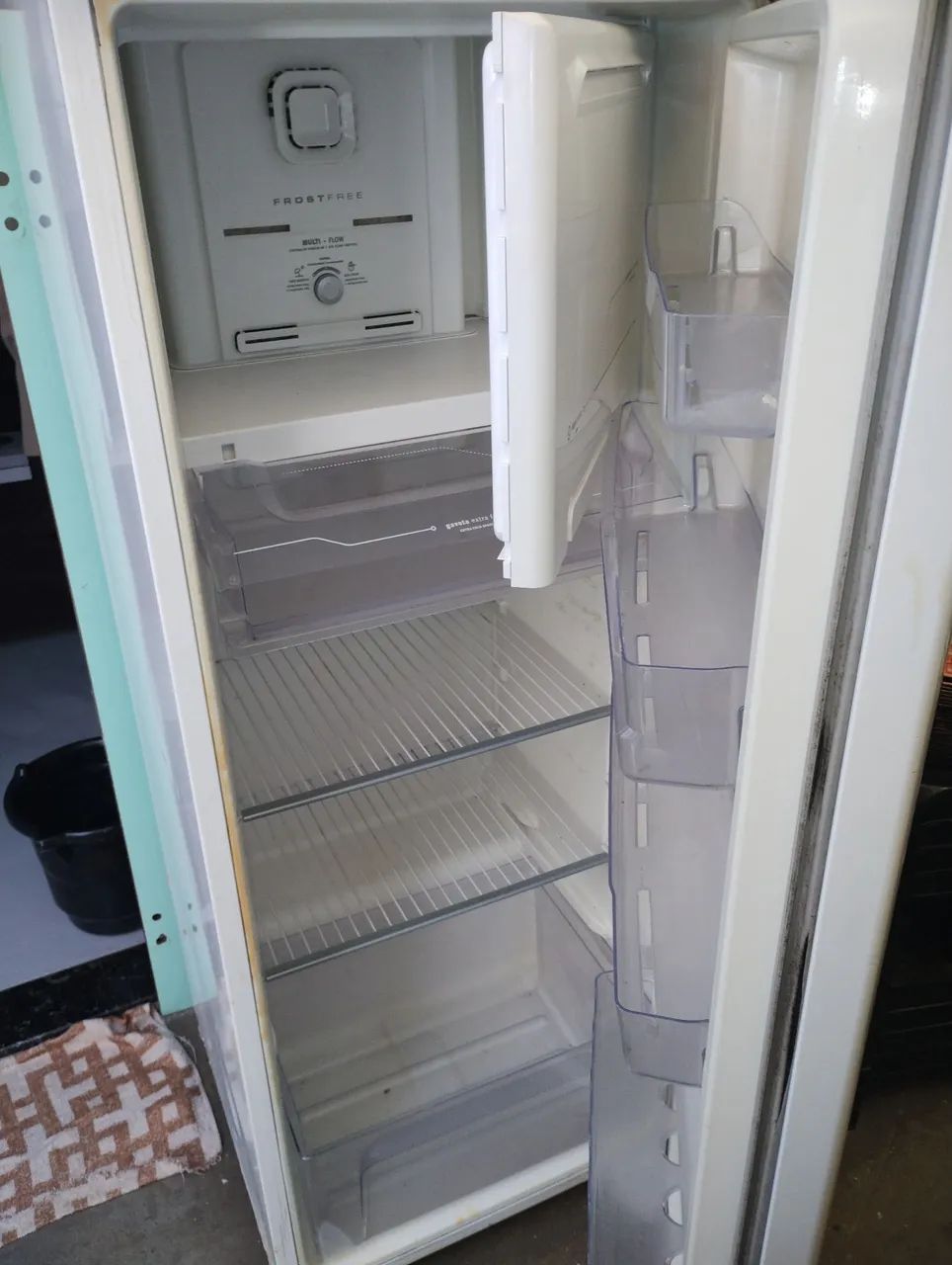 Geladeira Electrolux 260 litros  - Foto 3