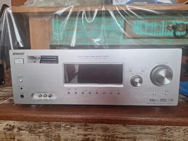 Multi channel AV receiver STR-DG500 SONY com controle remoto