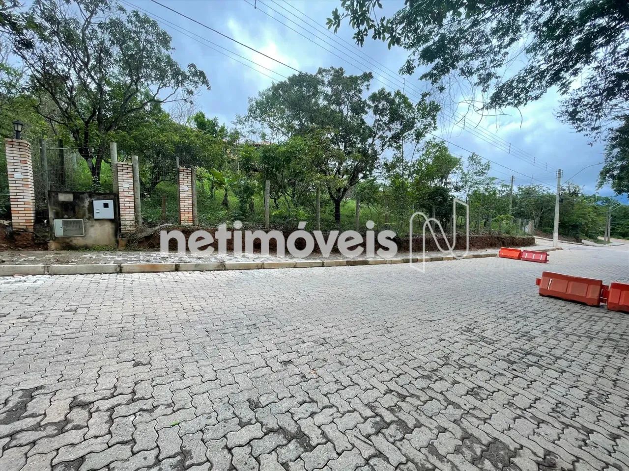 LOTE NO CONDOMÍNIO VERDE COM VISTA LIVRE PARA NATUREZA - Foto 12