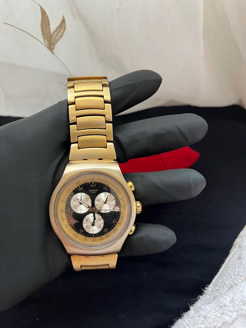 SWATCH CARA PRETA ORIGINAL