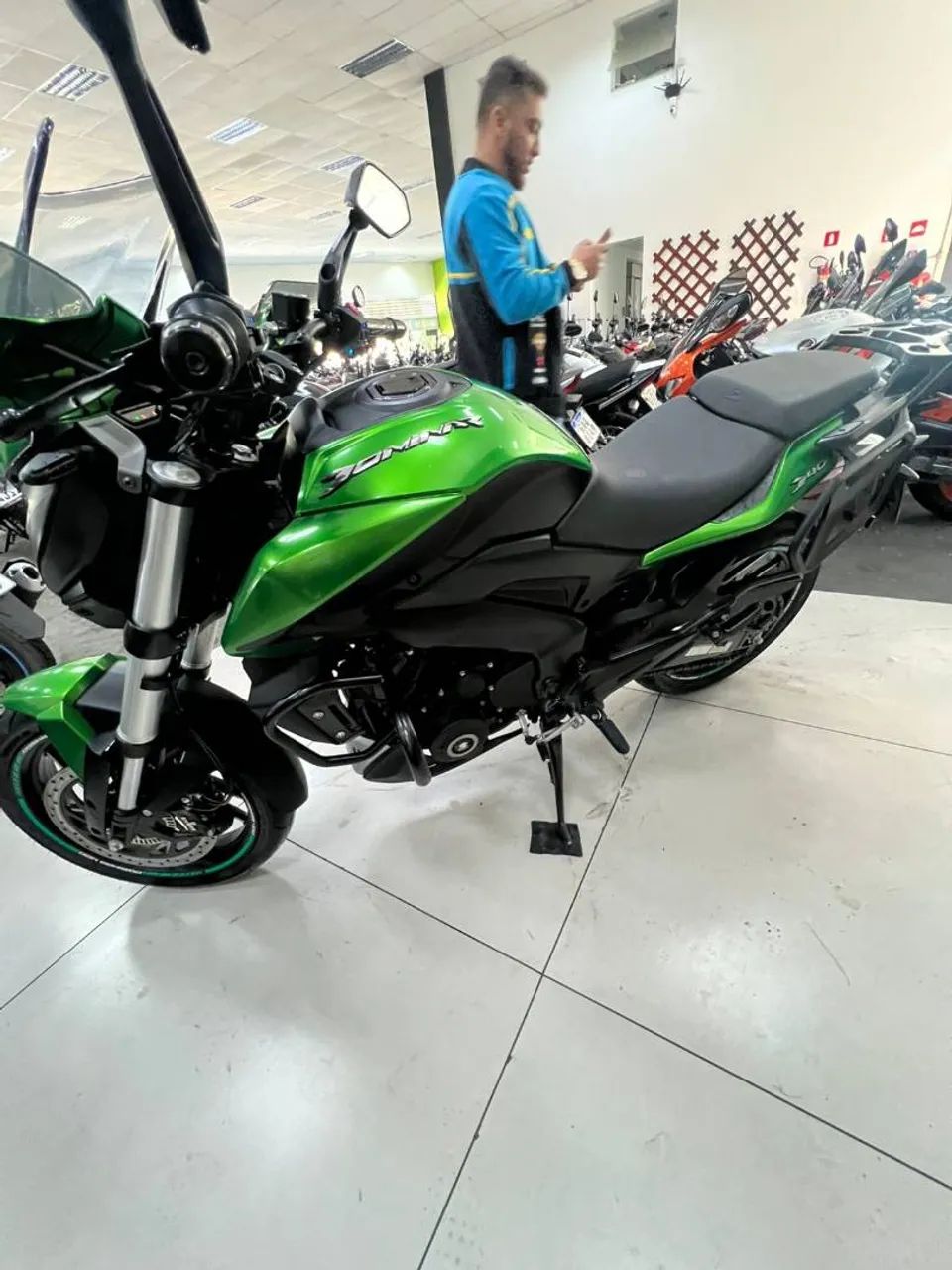 BAJAJ DOMINAR 400 - Foto 3