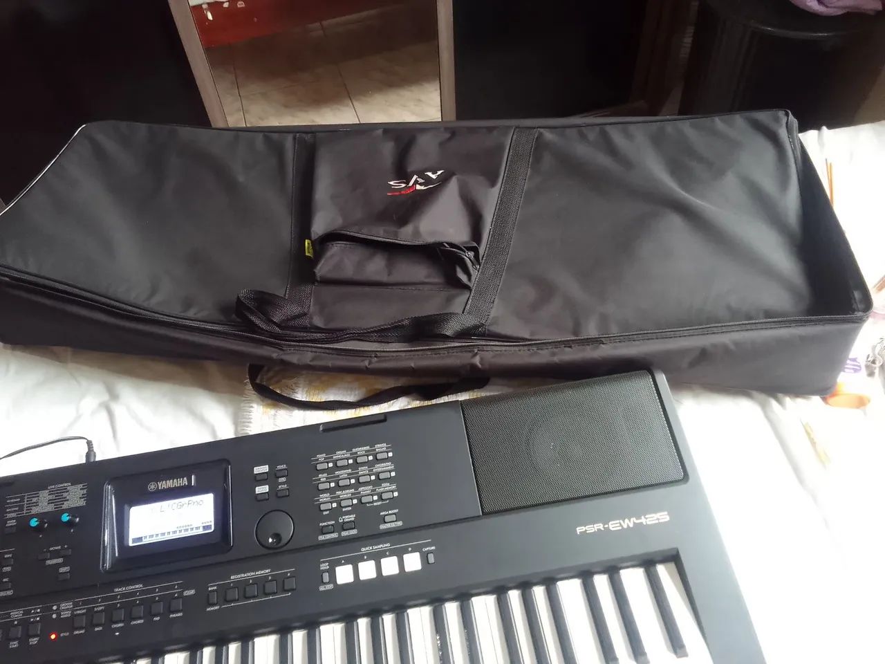 Teclado Yamaha PSR-EW425
