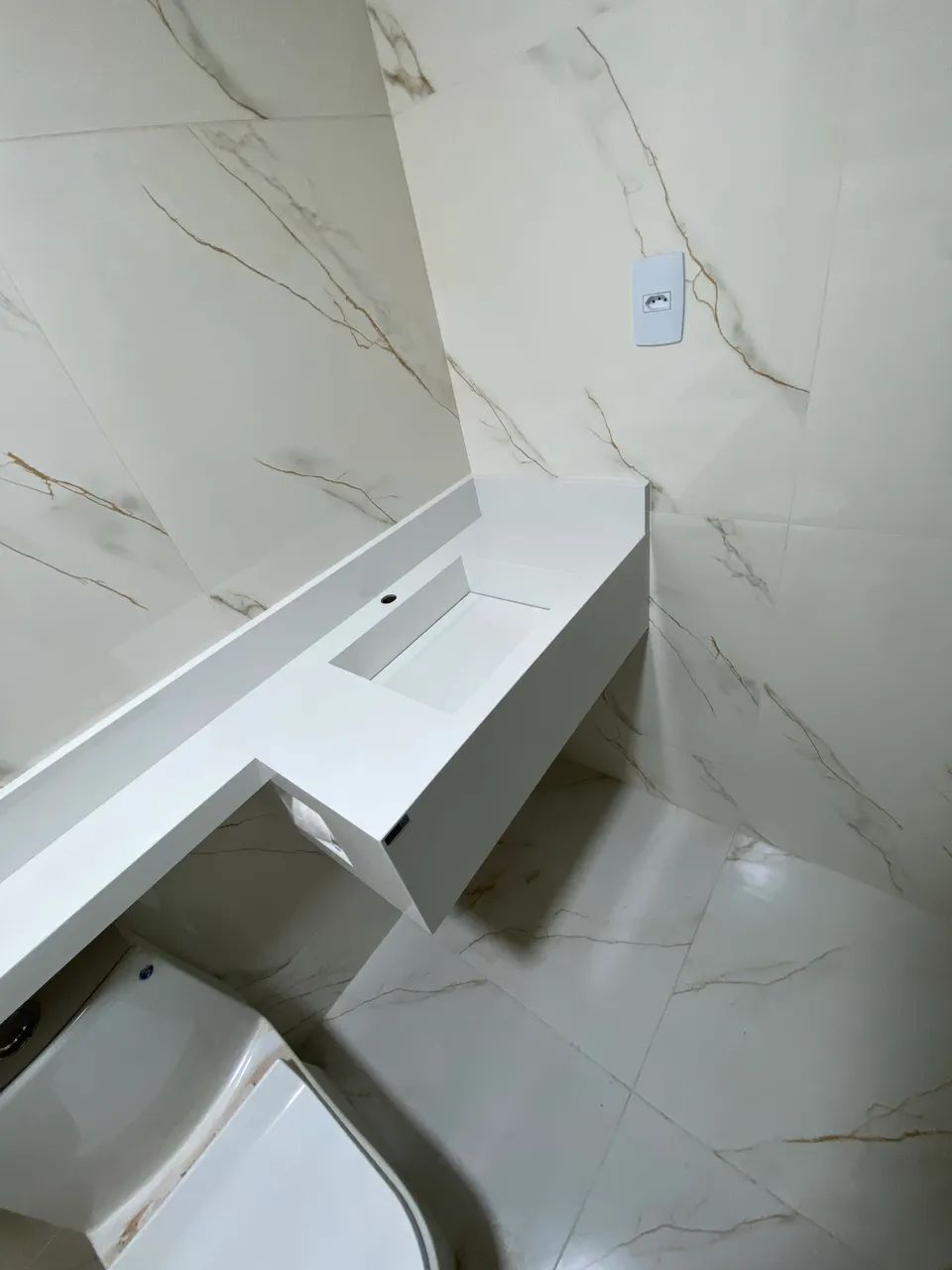 Lavatório em porcelanato 