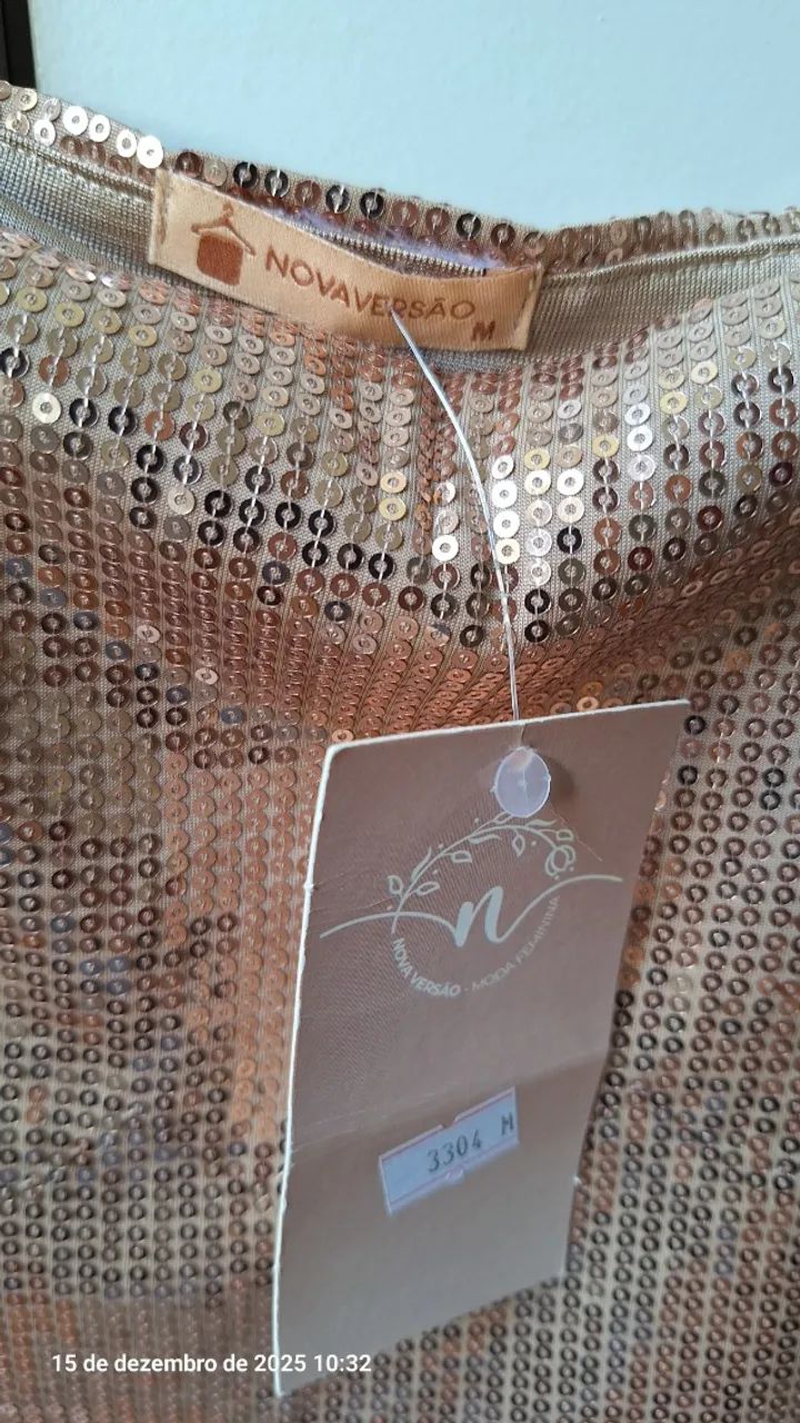 Cropped de paetês bege com dourado Nova Versão M - Foto 3