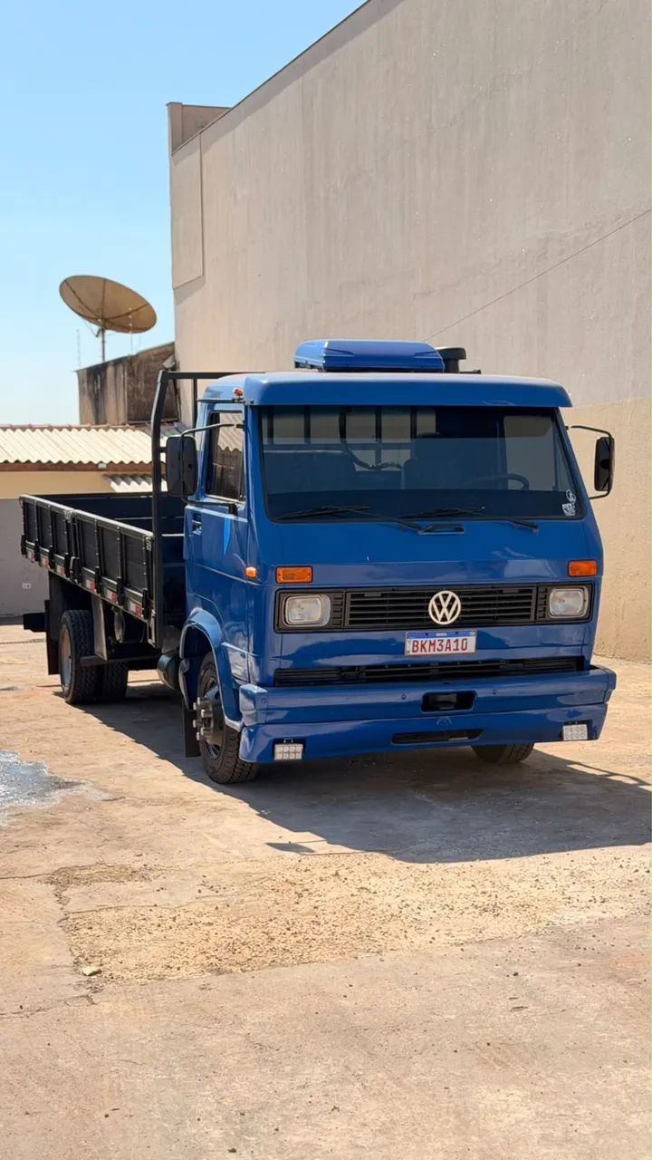 Vendo ou troco VW 7.90 s  - Foto 2