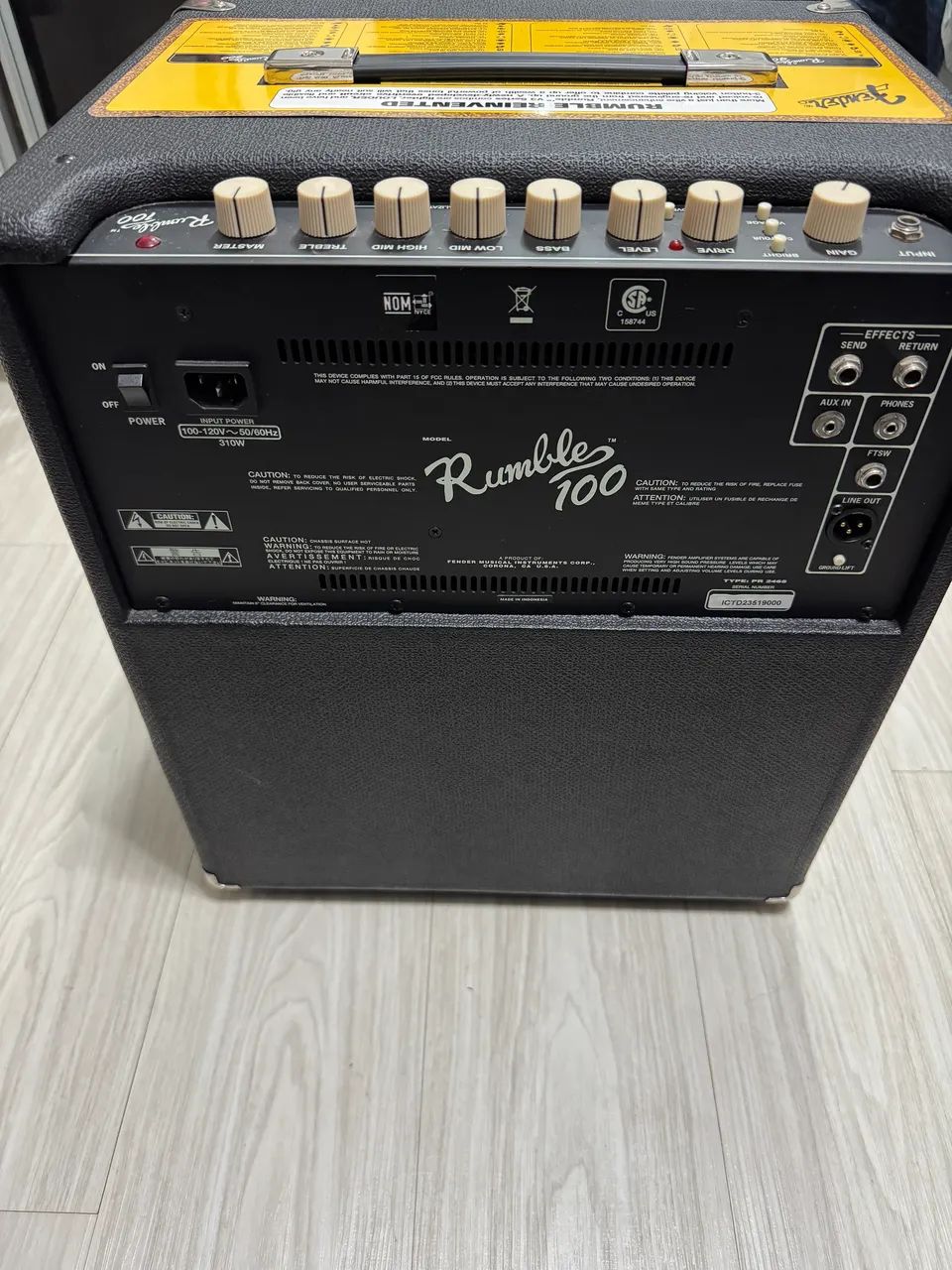 Amplificador Fender Rumble 100 - Foto 2