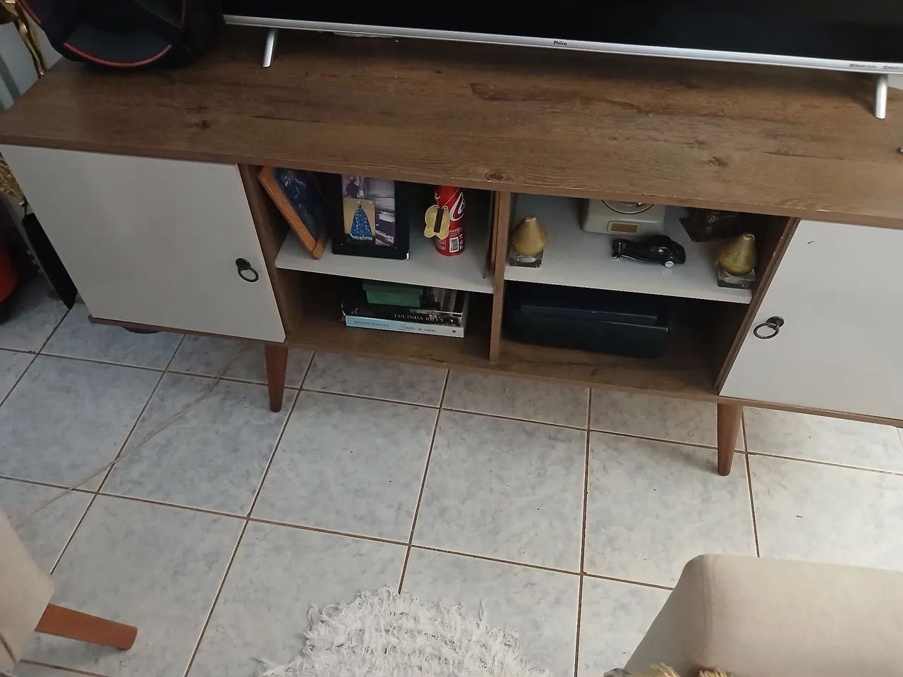 Rack retrô bem conservado 