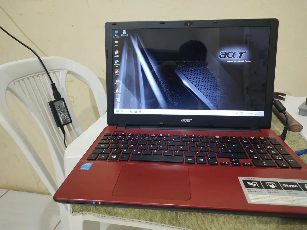 Vendo notebook Acer bateria dua 4h  - Foto 2