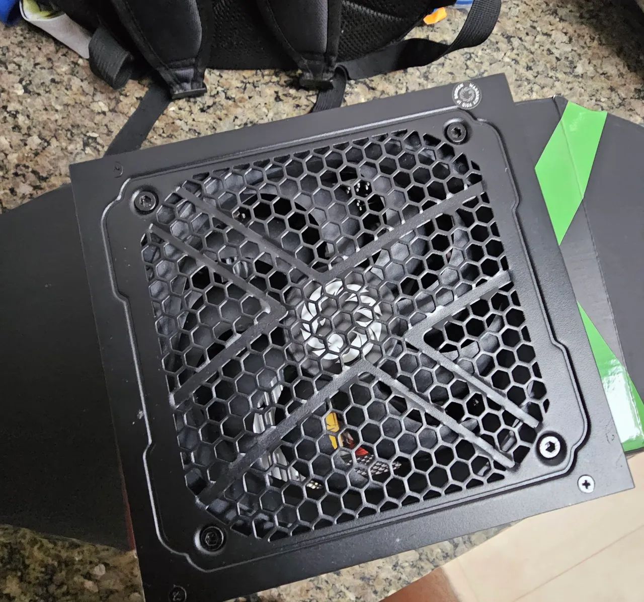 Fonte ATX Gamemaxx 750w Plus Gold Full modular 