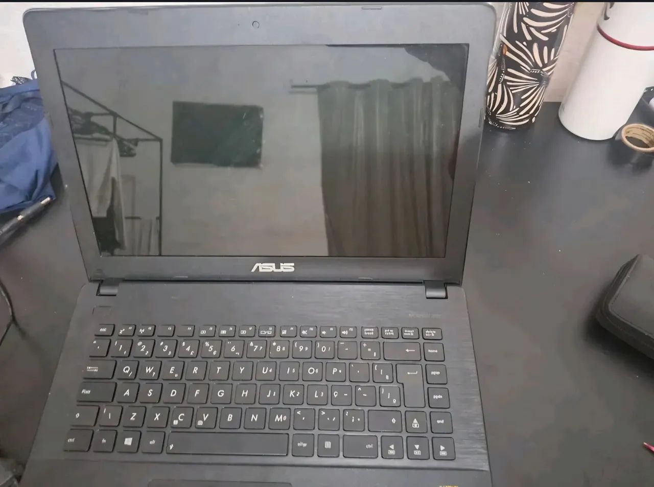 Vendo Nootbook Asus - Foto 2