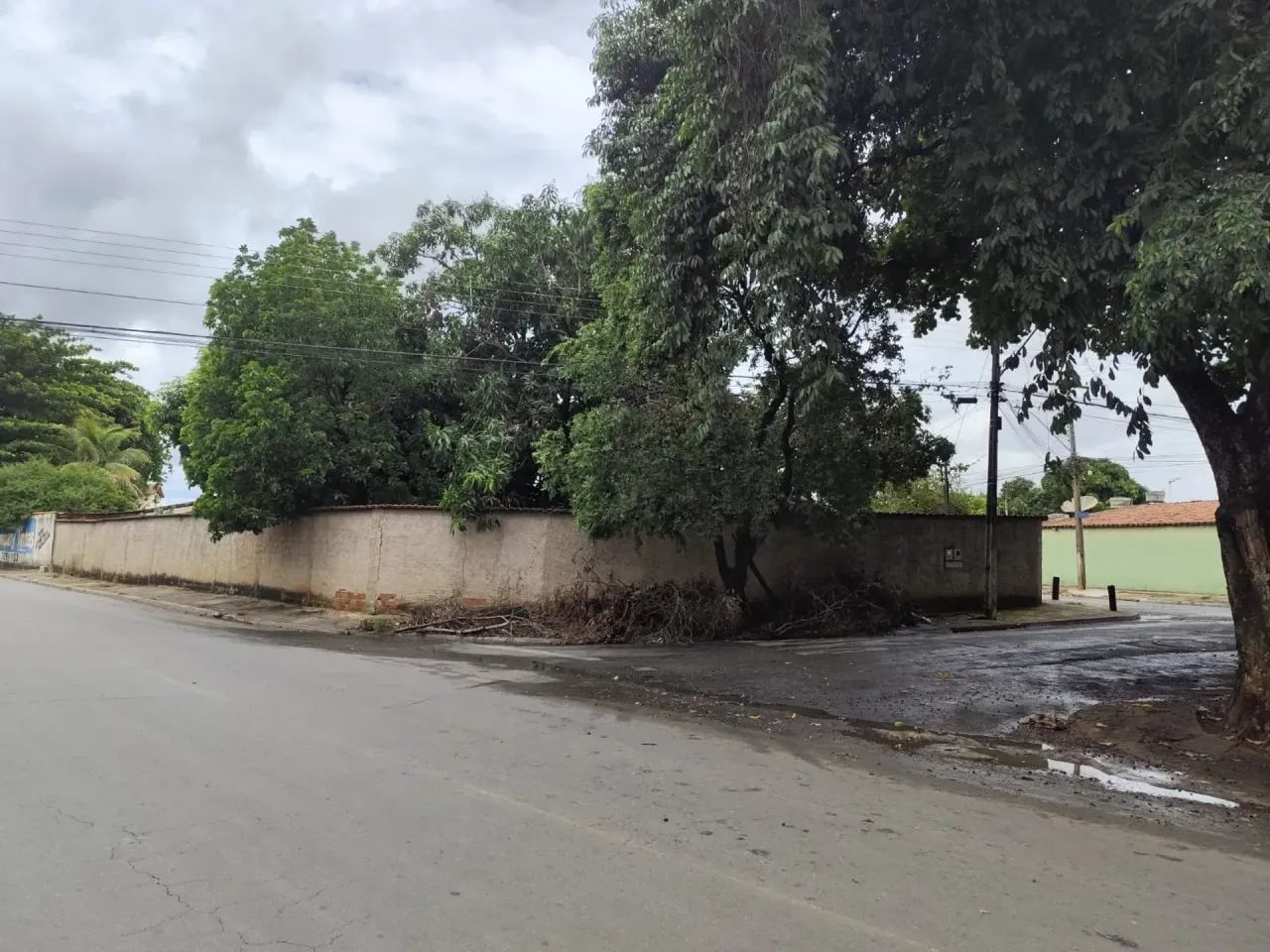 Oportunidade!!!Lote 587m2 de esquina