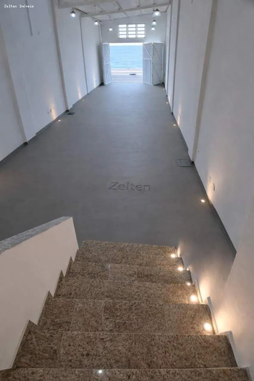 Comercial para Locação em Macaé, Cavaleiros, 2 banheiros - Foto 3