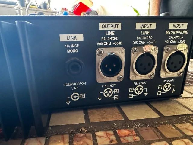 preamp compressor equalizador avalon sp737vt - Foto 3