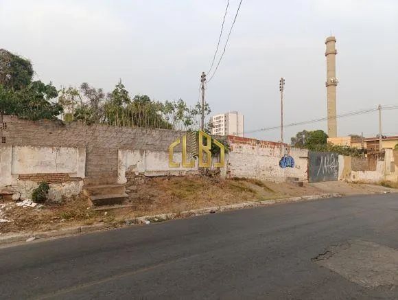 VENDO TERRENO EXCELENTE LOCALIZAÇÃO NO CENTRO DE CUIABÁ-MT - Foto 3