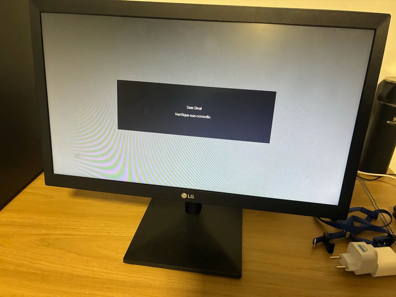 Monitor LG 19.5 Polegadas em ótimo estado de conservação. - Foto 4