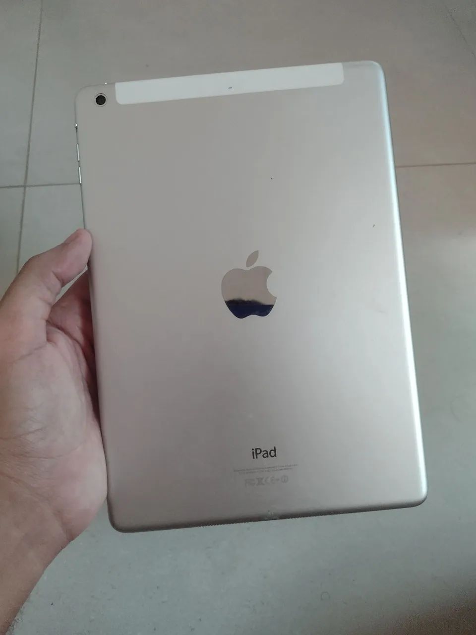 iPad Air 1ª Geração A1475 - Para retirada de Peças ou Conserto - Foto 3