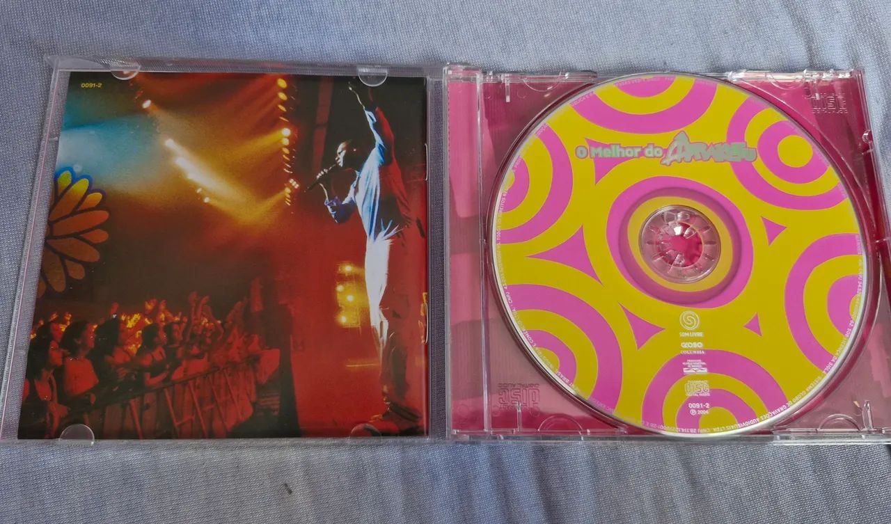 CD "O melhor do Araketu" em perfeito estado  - Foto 3