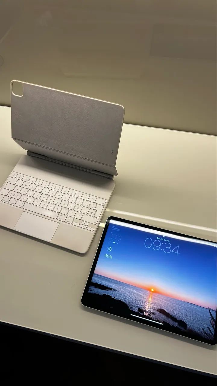 iPad Pro 12,9 polegadas 5a Geração (M1) 128gb + Apple Magic Keyboard - Foto 4