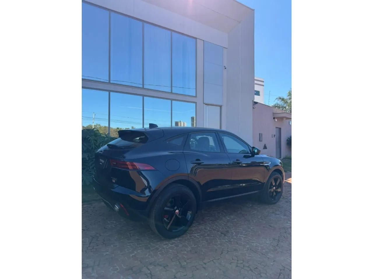 Jaguar E-Pace S 2.0 AWD 249cv Flex AUT 2019 - Foto 4
