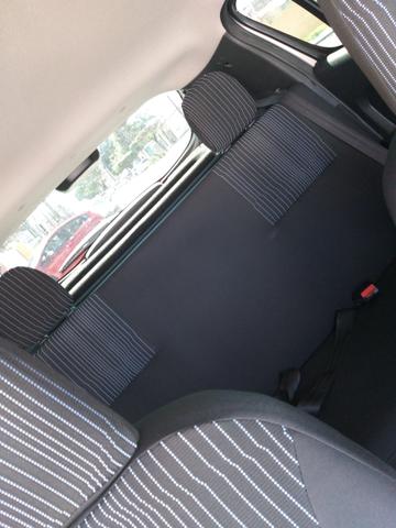 Vende se sandero 2016 único dono 1.0 extra - Foto 10