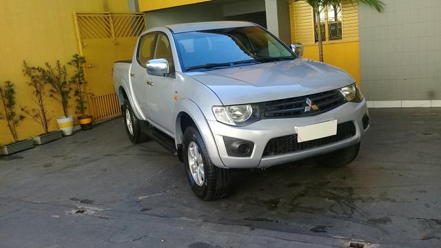 Mitsubishi L200 Triton 2014 - Foto 10