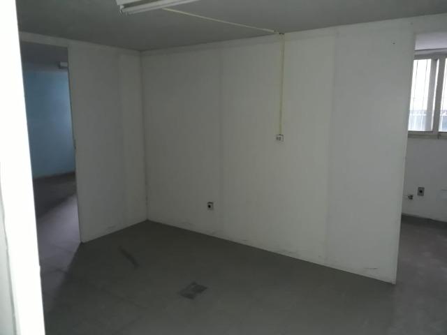 Lojão de 850m2 c/ Sobreloja e 2 Vagas no Ed. Marco, Centro - Direto com Proprietário - Foto 14