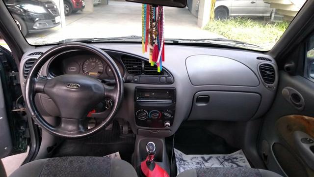 Ford Fiesta 2001 - Foto 5