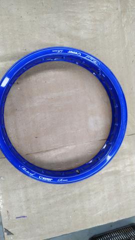 Par De Aros Titan Fan 150/160 Viper Street 1.85x18 - 2.15x18
