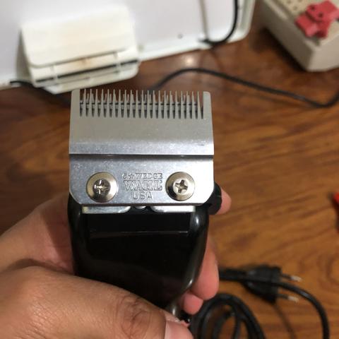 Máquinas (Corte+Acabamento) Wahl, e Shaver Andis - Foto 4