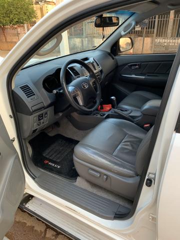 Hilux 2014 srv 3.0 4x4 automática - Foto 6