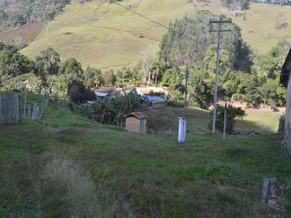Lindo Sítio com Casa Centenária - Foto 7