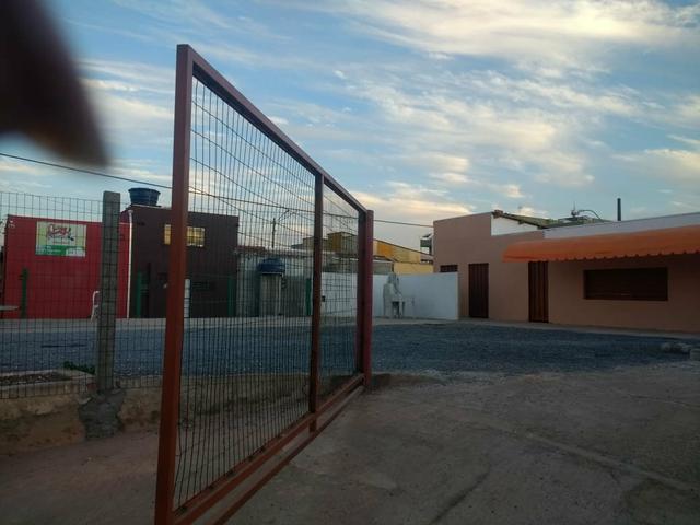 Área dentro de terreno para montar comercio de alimentos - Foto 2