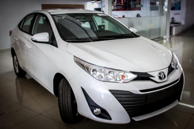 TOYOTA YARIS SEDAN XL PLUS AT 19/20 - Foto 3