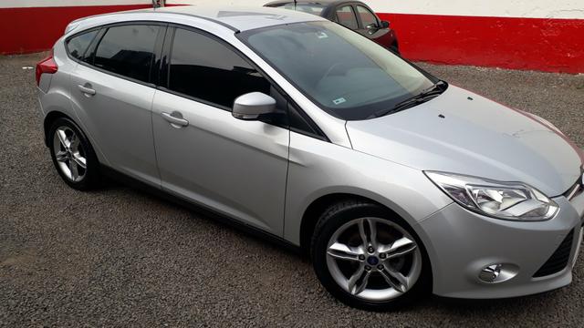 Focus hatch se 2015 2.0 único dono