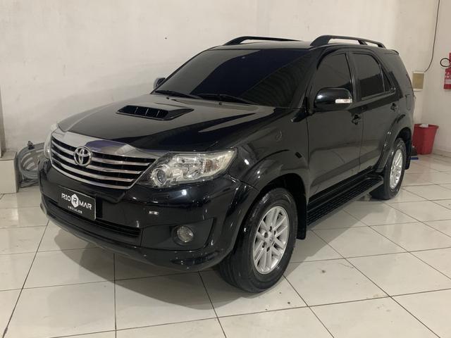 Hilux SW4 2014 automática 7 passageiros