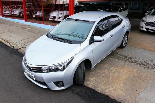 Toyota Corolla Xei 2017 - Foto 9