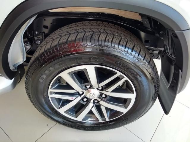 TOYOTA SW4 DSL 4X4 SRX AT 7S 19/20 - Foto 11