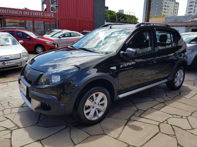 Sandero 1.6 Stepway ! De cinema, apenas 61 mil km! Único dono!