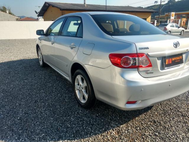 Toyota Corolla Automático - Foto 3