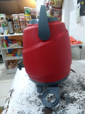 Garrafa térmica 9 litros